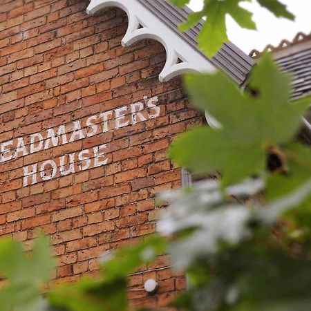The Cholmondeley Arms Wrenbury Exterior photo